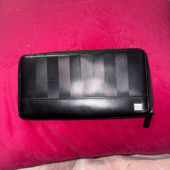 USED CALVIN KLEIN LONG WALLET - Picture 2 of 8